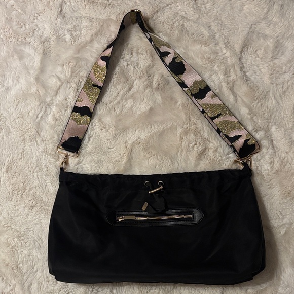 Ahdorned Handbags - Elegant Black Shoulder Bag with Camouflage Strap